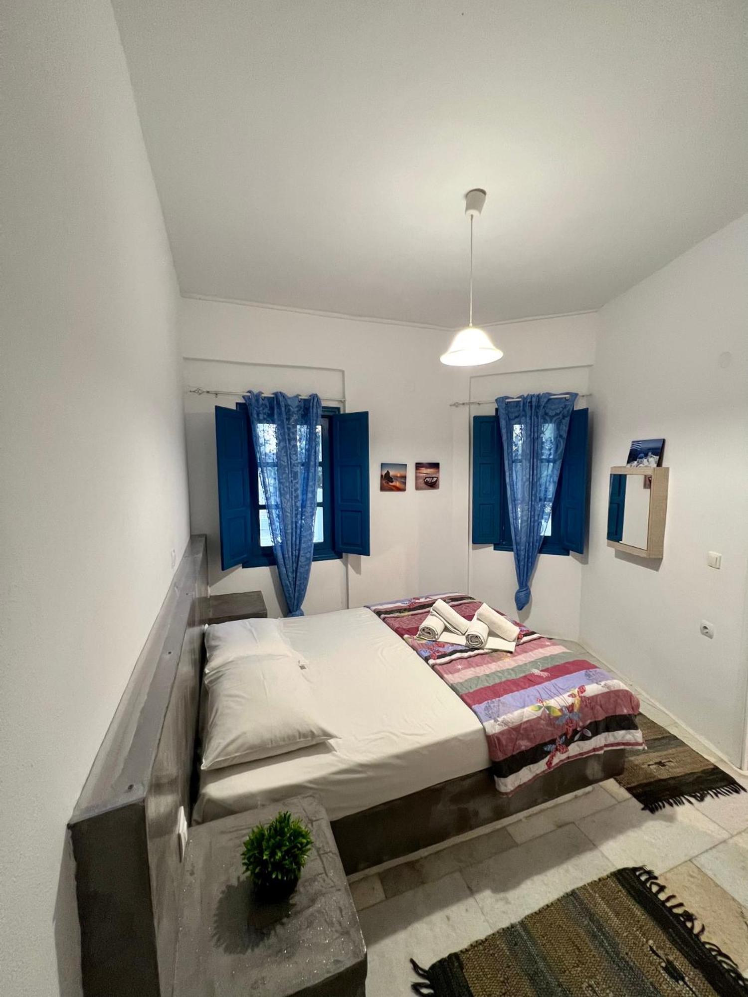 Appartamento Santo Margarita Oia  Esterno foto