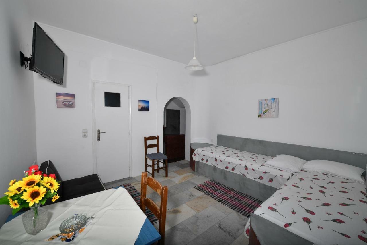 Appartamento Santo Margarita Oia  Esterno foto